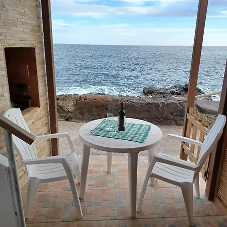 Casa Cueva A Orilla Del Mar Brisas Del Mar Holiday home El Escobonal