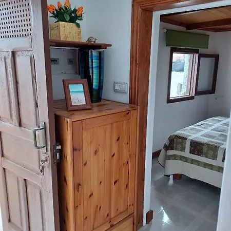 Casa Cueva A Orilla Del Mar Brisas Del Mar Holiday home *